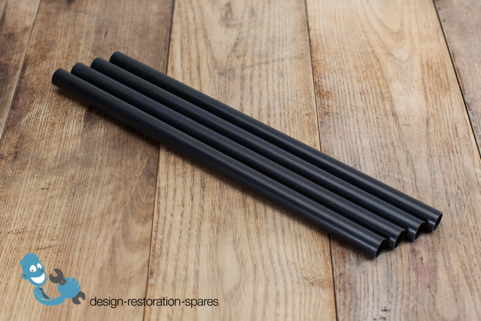 Leg Cover | Castelli | Giancarlo Piretti | DSC 106 Stacking Chair