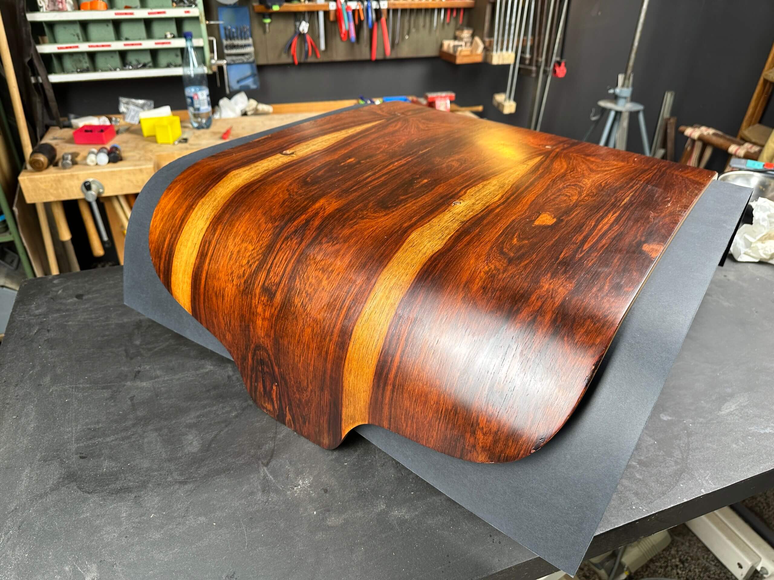 Self-cutt Lounge Chair Cardboard - design restoration spares